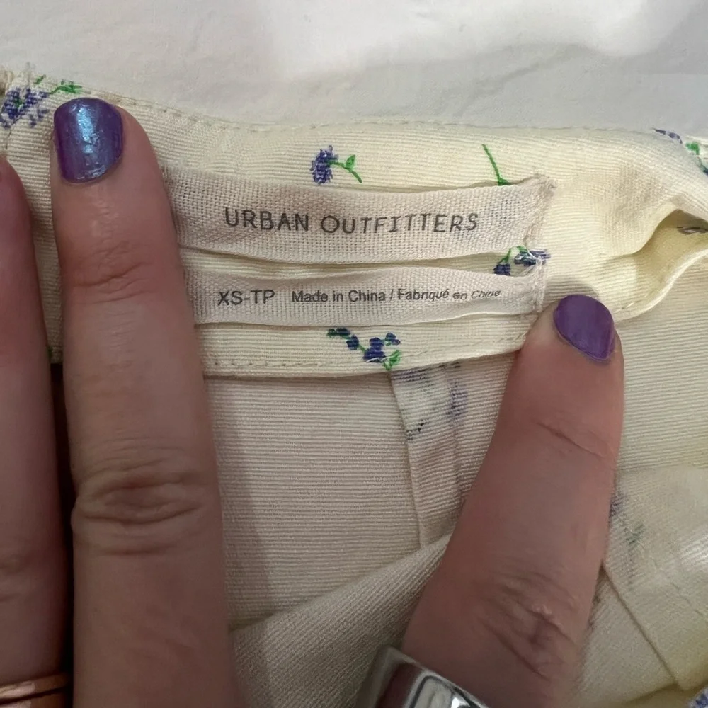 Urban Outfitters Ashton Ruffle Mini Skirt Pale Yellow with Blue Flowers XS